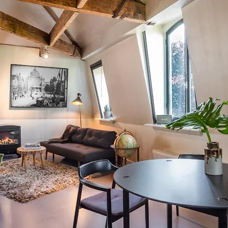 V Lofts Aparthotel