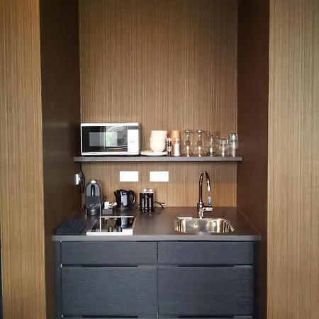 Ξενοδοχείο με διαμερίσματα V Lofts