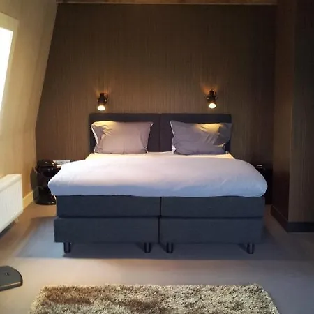 V Lofts Амстердам