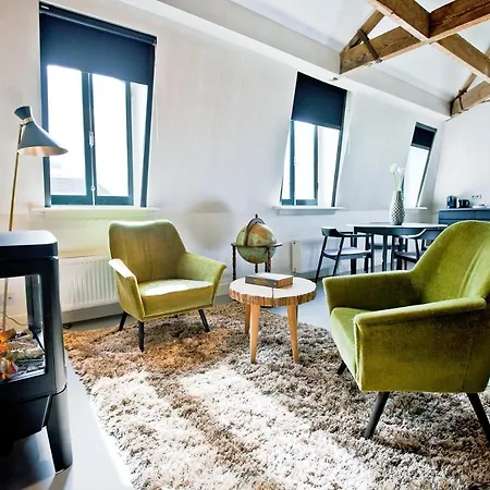 V Lofts 4*